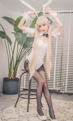 好看的欧美女性跳舞_高清在线播放